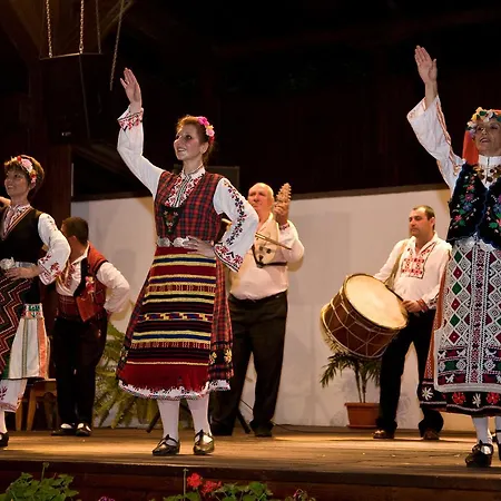 Aparthotel Trakia Plaza 4*