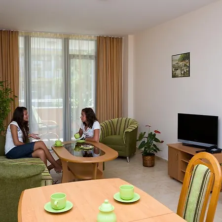Trakia Plaza Апартхотел 4*